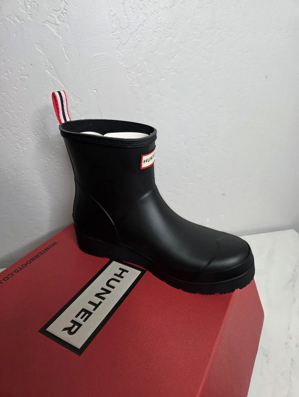 NEW Hunter Women's Play Waterproof Short Rain Boot Size 9 With Box